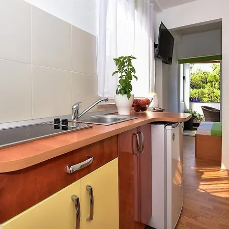 Borna Apartmán Makarská